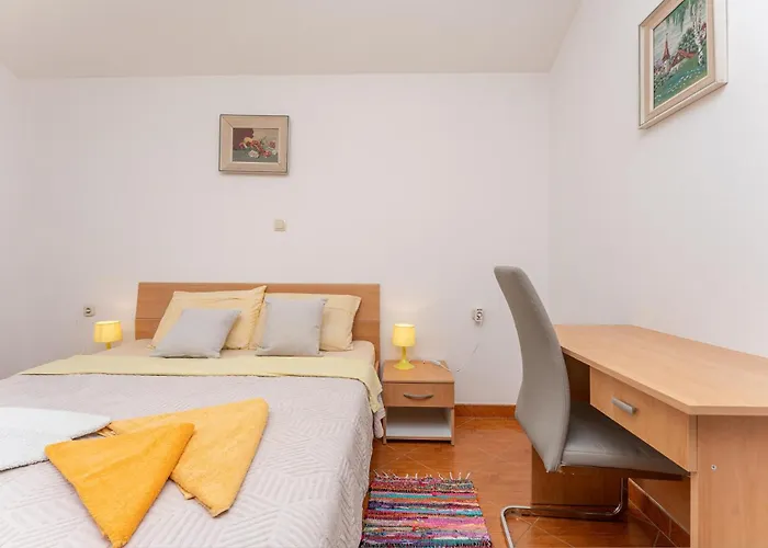 3 Bedroom Cozy In Ugrinic * Ugrinići